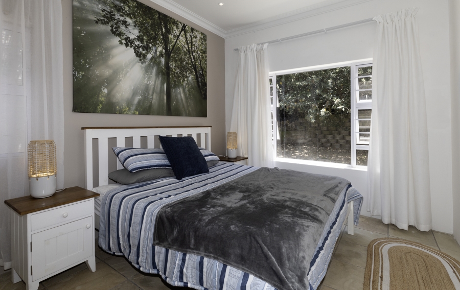 5 Bedroom Property for Sale in West Beach Eastern Cape